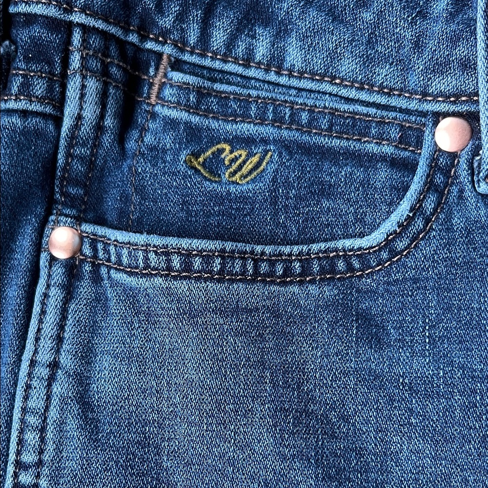 Wrangler Lainey Wilson Jeans - Picture 5 of 7